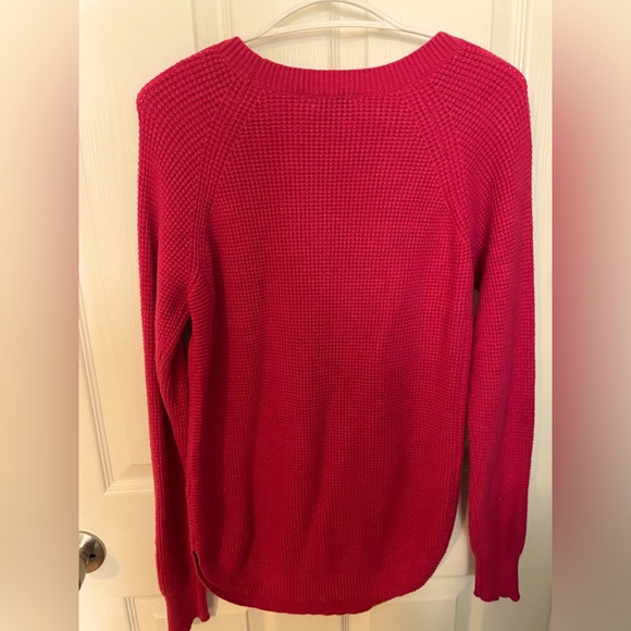 RICKI’S Comfy Knit Sweater Size: Small. Colour: Dark Pink. - Picture 4 of 4